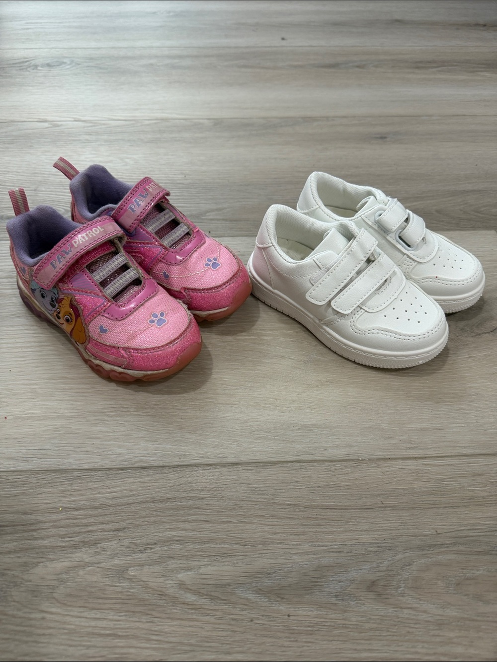 Sz 8 bundle - Kids White Velcro Sneakers (new) and paw patrol (used)